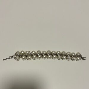 Elegant Silver Pearl Bracelet